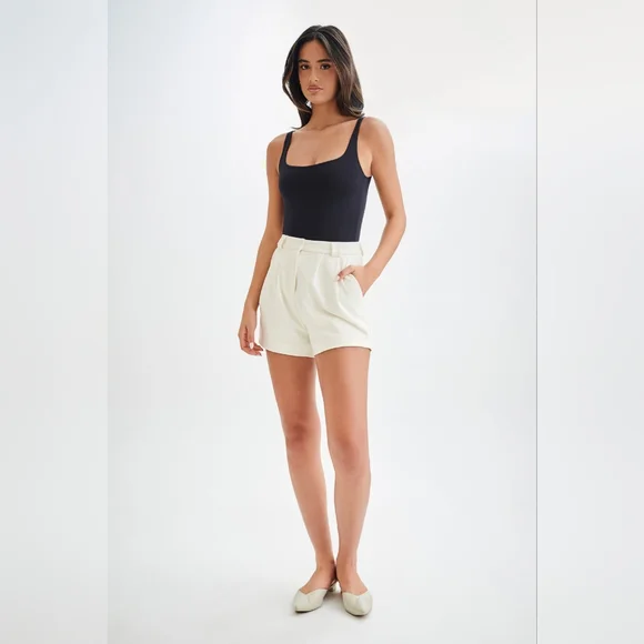 SigourneySuiting Shorts - Ivory - Picture 11 of 16